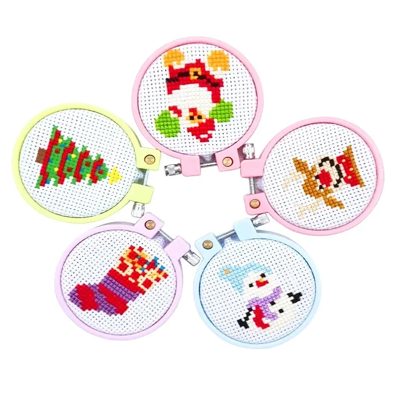 1PC Embroidery Hoops 7-25cm Round Cross Stitch Plastic Embroidery Hoop Frame