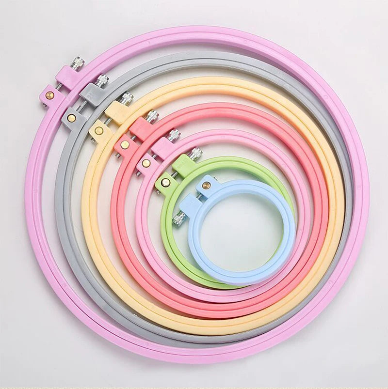 1PC Embroidery Hoops 7-25cm Round Cross Stitch Plastic Embroidery Hoop Frame